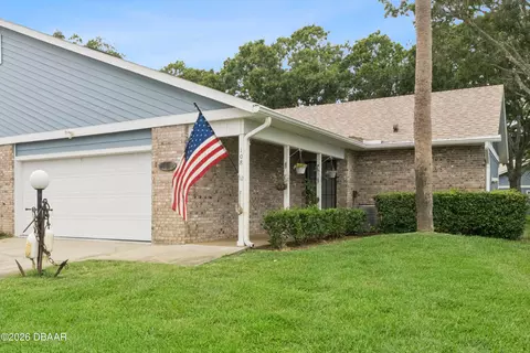 108 Duck Hawk Cir, Daytona Beach, FL 32119