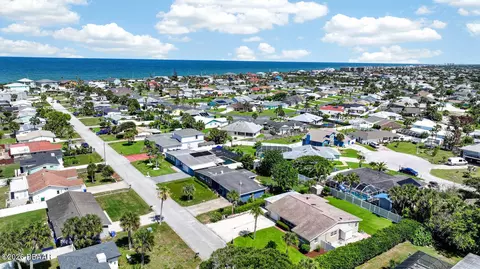 View/Area - 38 Dolphin Ave, Ormond Beach, FL 32176 photo 2 of 8