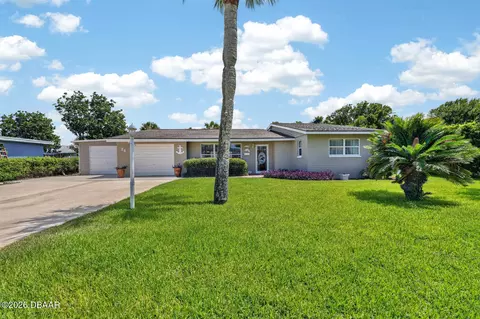 Exterior - 38 Dolphin Ave, Ormond Beach, FL 32176 photo 8 of 9