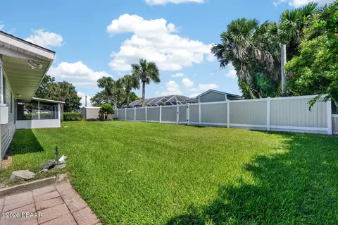 Exterior - 38 Dolphin Ave, Ormond Beach, FL 32176 photo 5 of 9