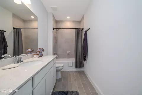 Bath - 2173 Raglan Cir, Ormond Beach, FL 32174 photo 3 of 3