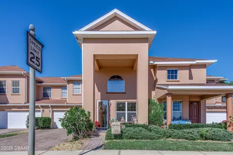 3507 SE Casalta Cir, New Smyrna Beach, FL 32168