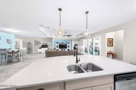 Kitchen - 338 Willow Lake Dr, Saint Augustine, FL 32092 photo 3 of 8