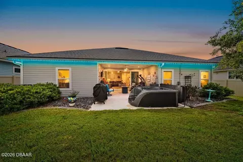 Exterior - 338 Willow Lake Dr, Saint Augustine, FL 32092 photo 2 of 18