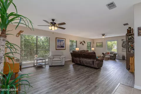 Living - 5 Pebble Beach Dr, Ormond Beach, FL 32174 photo 1 of 4