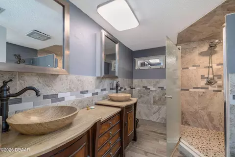 Bath - 5 Pebble Beach Dr, Ormond Beach, FL 32174 photo 1 of 3