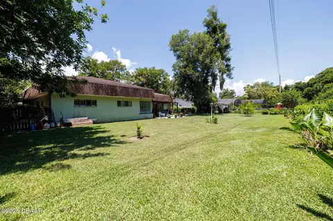 Exterior - 5 Pebble Beach Dr, Ormond Beach, FL 32174 photo 6 of 11