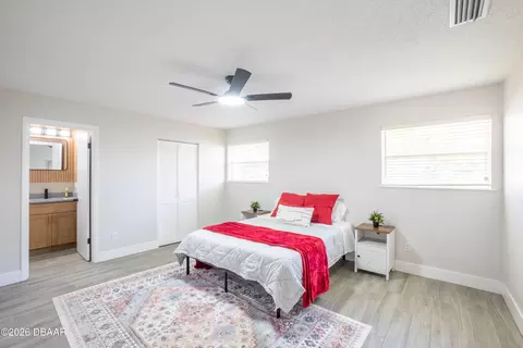 Bedroom - 39 Sea Harbor Dr E, Ormond Beach, FL 32176 photo 3 of 8