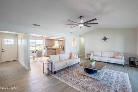 Living - 39 Sea Harbor Dr E, Ormond Beach, FL 32176 photo 2 of 4