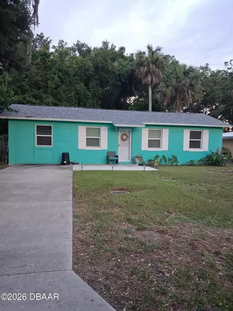 537 Blake Rd, South Daytona, FL 32119