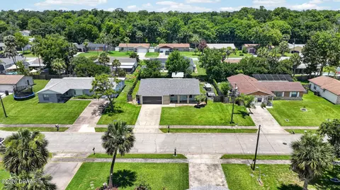 View/Area - 7 Lakeview Cir, Ormond Beach, FL 32174 photo 4 of 4