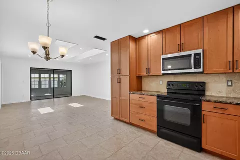 Other - 7 Lakeview Cir, Ormond Beach, FL 32174 photo 2 of 9