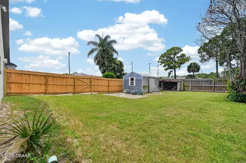Exterior - 191 Roberts Rd, Edgewater, FL 32141 photo 9 of 16