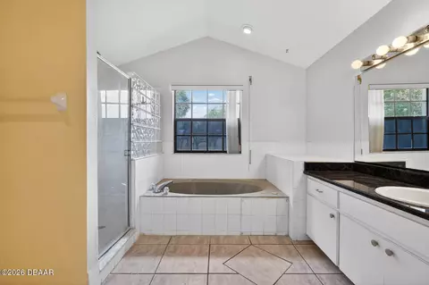 Bath - 191 Roberts Rd, Edgewater, FL 32141 photo 1 of 4