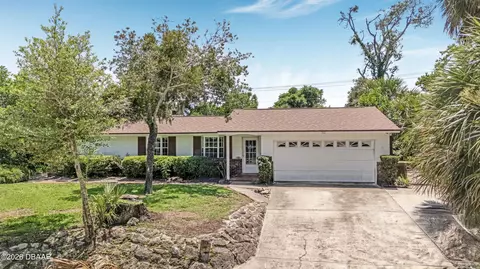 70 Crestwood Cir, Ormond Beach, FL 32174