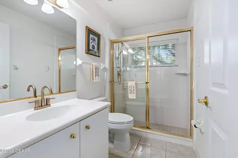 Bath - 43 Gale Ln, Ormond Beach, FL 32174 photo 3 of 3