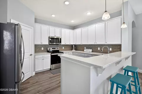 Kitchen - 55 Huntington Pl, Ormond Beach, FL 32174 photo 1 of 4