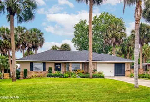 1624 Center St, Deland, FL 32720
