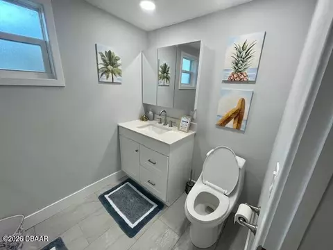 Bath - 23 Palm Dr, Ormond Beach, FL 32176 photo 2 of 6