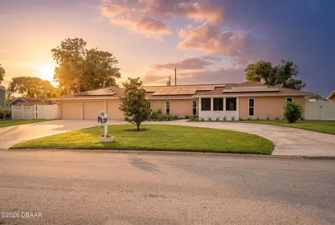 33 Sandcastle Dr, Ormond Beach, FL 32176