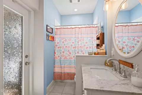 Bath - 3749 Belfast Cir, Ormond Beach, FL 32174 photo 5 of 6