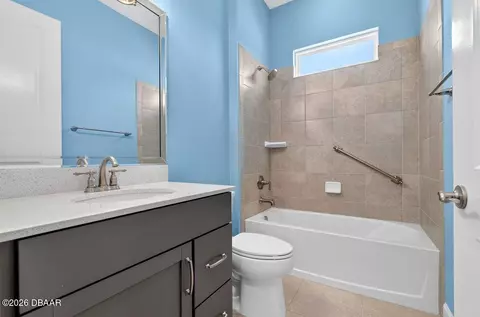 Bath - 17 Watchtower Dr, Ormond Beach, FL 32176 photo 4 of 10