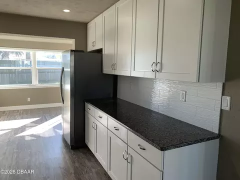 Kitchen - 46 Seaside Dr, Ormond Beach, FL 32176 photo 1 of 5