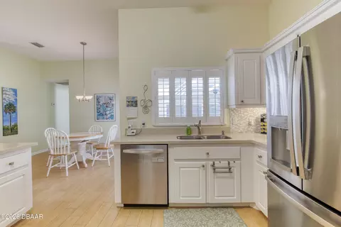 Kitchen - 36 Hunt Master Ct, Ormond Beach, FL 32174 photo 2 of 6