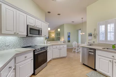 Kitchen - 36 Hunt Master Ct, Ormond Beach, FL 32174 photo 1 of 6