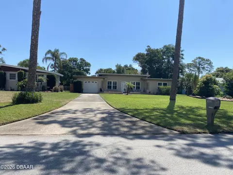 1623 Ridge Ave, Holly Hill, FL 32117