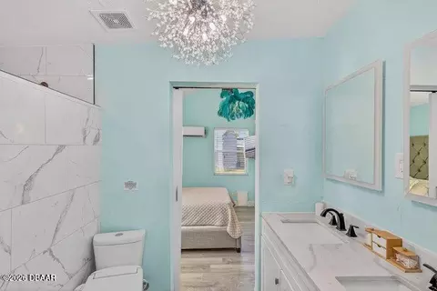 Bath - 7 River Dr, Ormond Beach, FL 32176 photo 1 of 4
