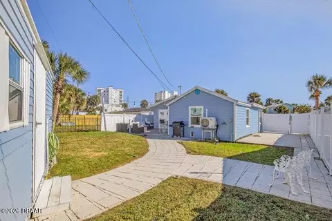Exterior - 7 River Dr, Ormond Beach, FL 32176 photo 5 of 10