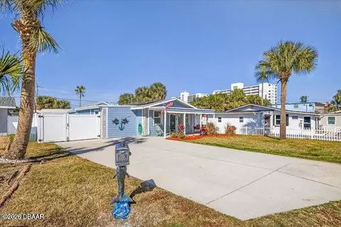 Exterior - 7 River Dr, Ormond Beach, FL 32176 photo 3 of 10