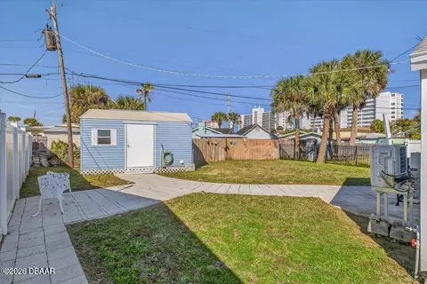 Exterior - 7 River Dr, Ormond Beach, FL 32176 photo 4 of 10