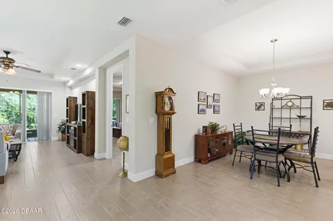 Entry Way - 46 Heron Wing Dr, Ormond Beach, FL 32174 photo 2 of 6