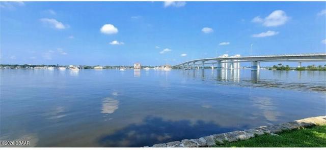 415 N Halifax Ave, Daytona Beach, FL 32118
