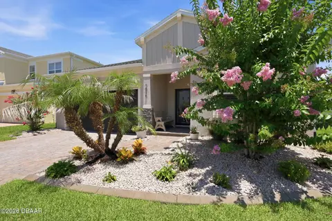 Exterior - 5515 Estero Loop, Port Orange, FL 32128 photo 6 of 7