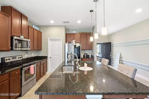 Kitchen - 5515 Estero Loop, Port Orange, FL 32128 photo 5 of 5