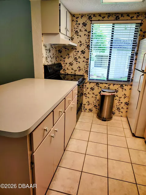Kitchen - 218 Timberline Trl, Ormond Beach, FL 32174 photo 3 of 3