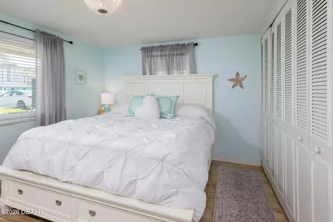 Bedroom - 17 River Shore Dr, Ormond Beach, FL 32176 photo 2 of 4