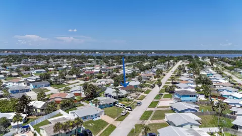 View/Area - 17 River Shore Dr, Ormond Beach, FL 32176 photo 5 of 11