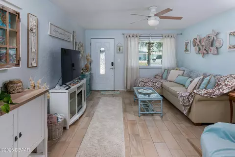 Living - 17 River Shore Dr, Ormond Beach, FL 32176 photo 1 of 3