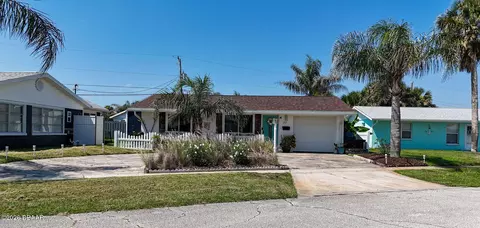 17 River Shore Dr, Ormond Beach, FL 32176