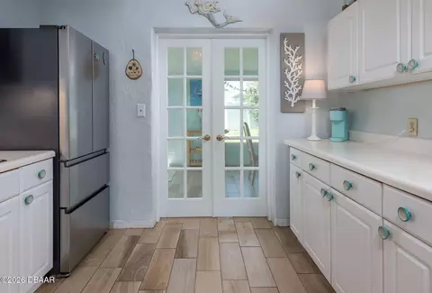 Kitchen - 17 River Shore Dr, Ormond Beach, FL 32176 photo 3 of 3