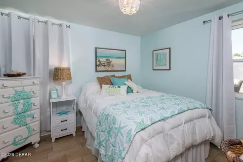 Bedroom - 17 River Shore Dr, Ormond Beach, FL 32176 photo 4 of 4