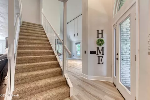 Entry Way - 2 Broadwater Dr, Ormond Beach, FL 32174 photo 1 of 3