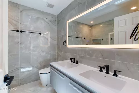 Bath - 2 Broadwater Dr, Ormond Beach, FL 32174 photo 8 of 11