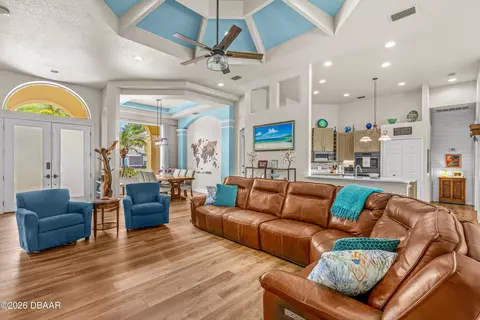 Living - 15 Deep Woods Way, Ormond Beach, FL 32174 photo 4 of 4