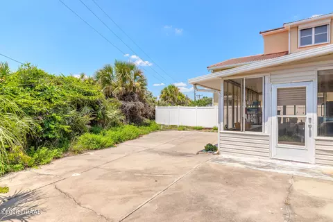 Exterior - 8 Capistrano Dr, Ormond Beach, FL 32176 photo 9 of 9