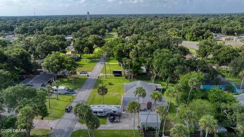 View/Area - 1812 Mango Tree Dr, Edgewater, FL 32132 photo 5 of 15